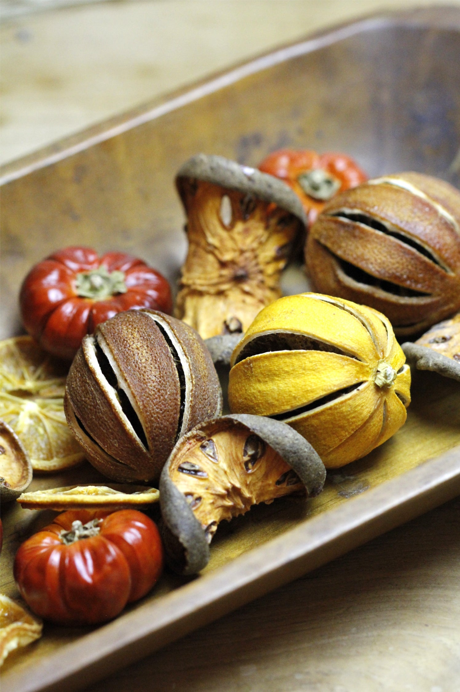 Dried Oranges with Slits Bowl Filler