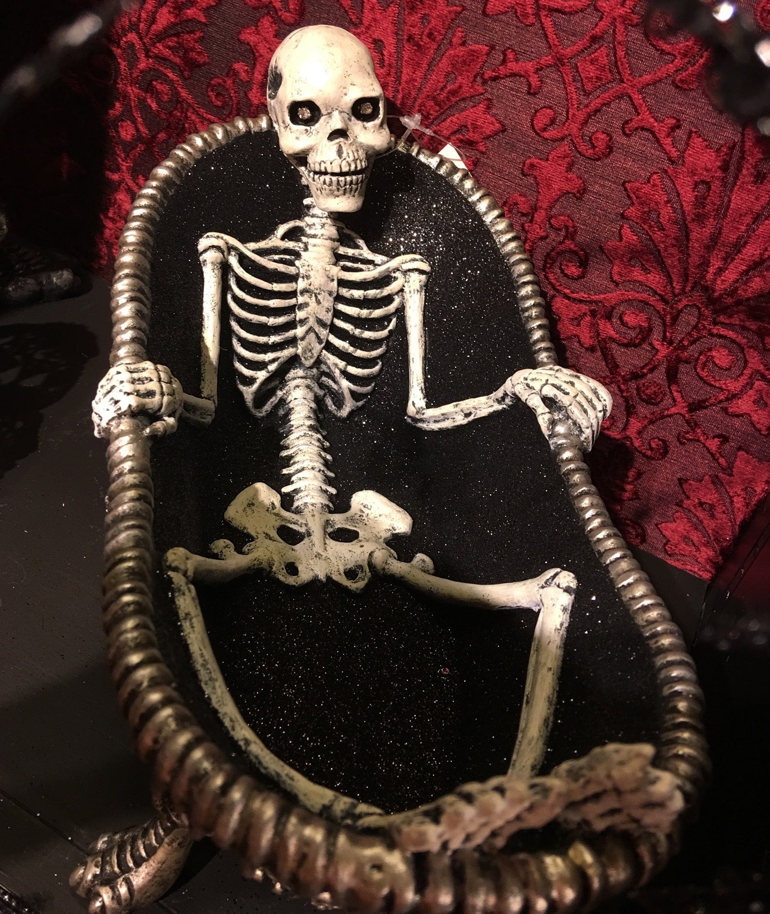 Katherine's Collection Skeleton in the Bathtub