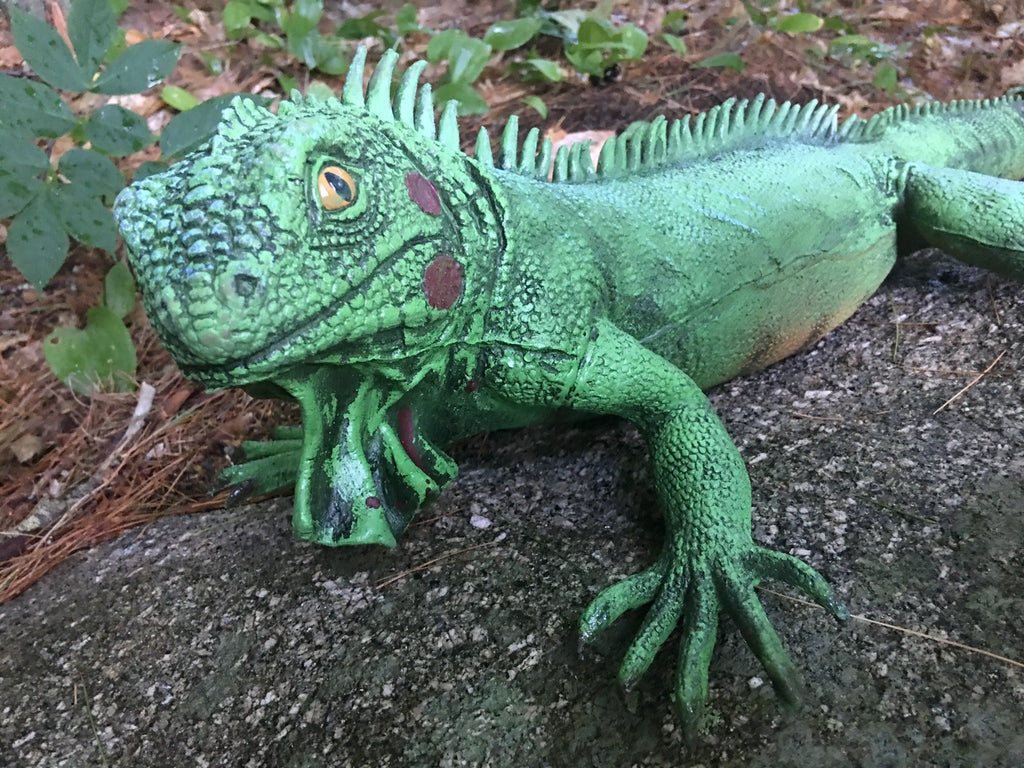 Large Lizard Prop