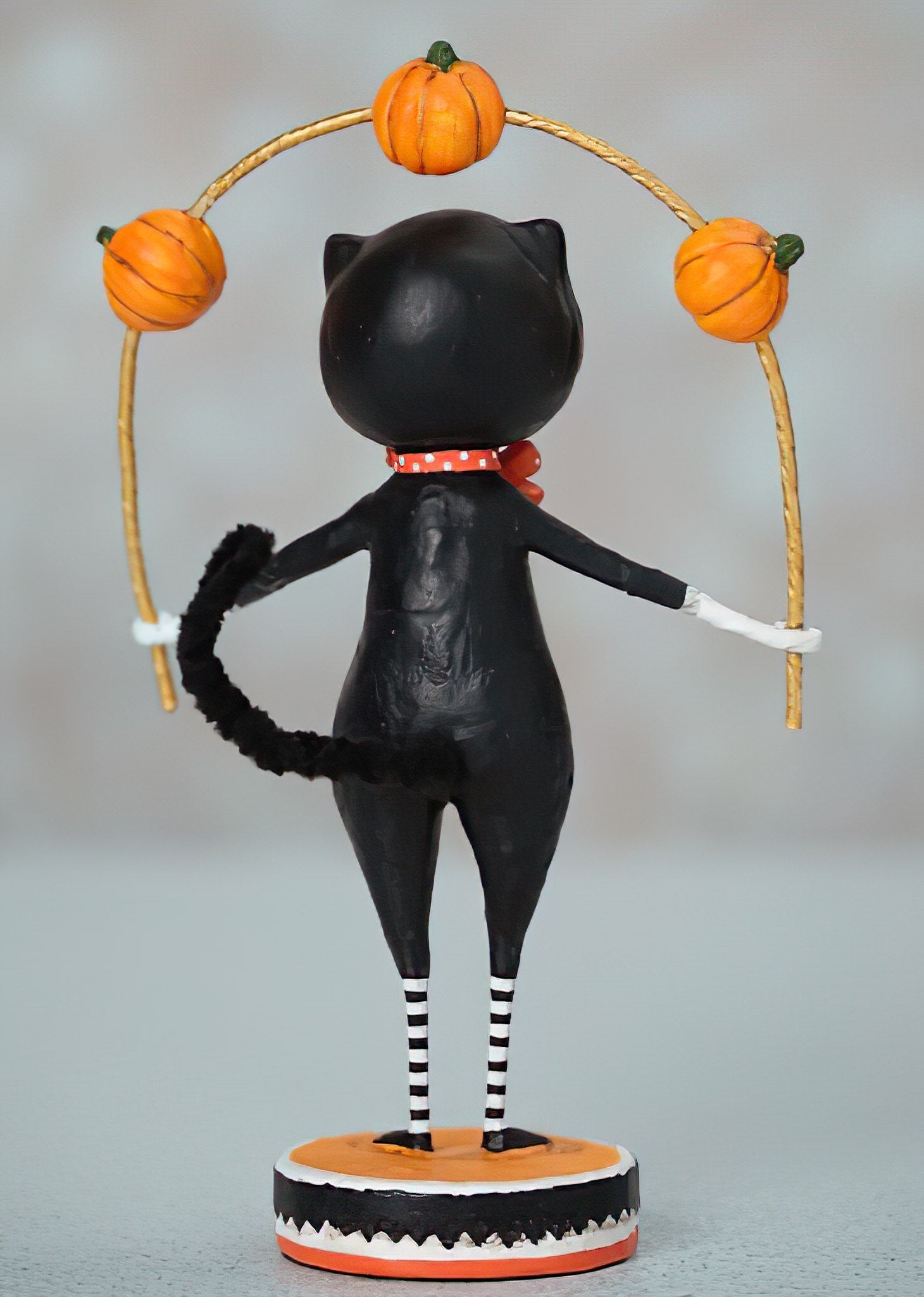 Lori Mitchell Toss a Jack Cat